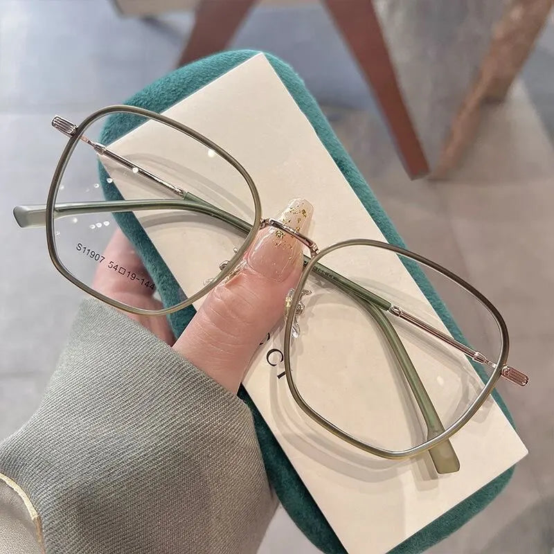 Armação de Óculos de Grau Amandita Maior