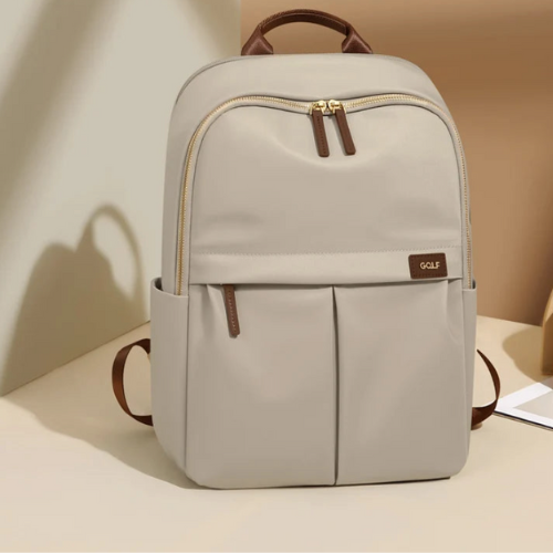 Mochila Executiva Para Notebook e Tablet em Couro GOLF